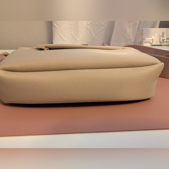 Cocopup Dog Walking Crossbody Bag NWOT - Picture 4 of 7